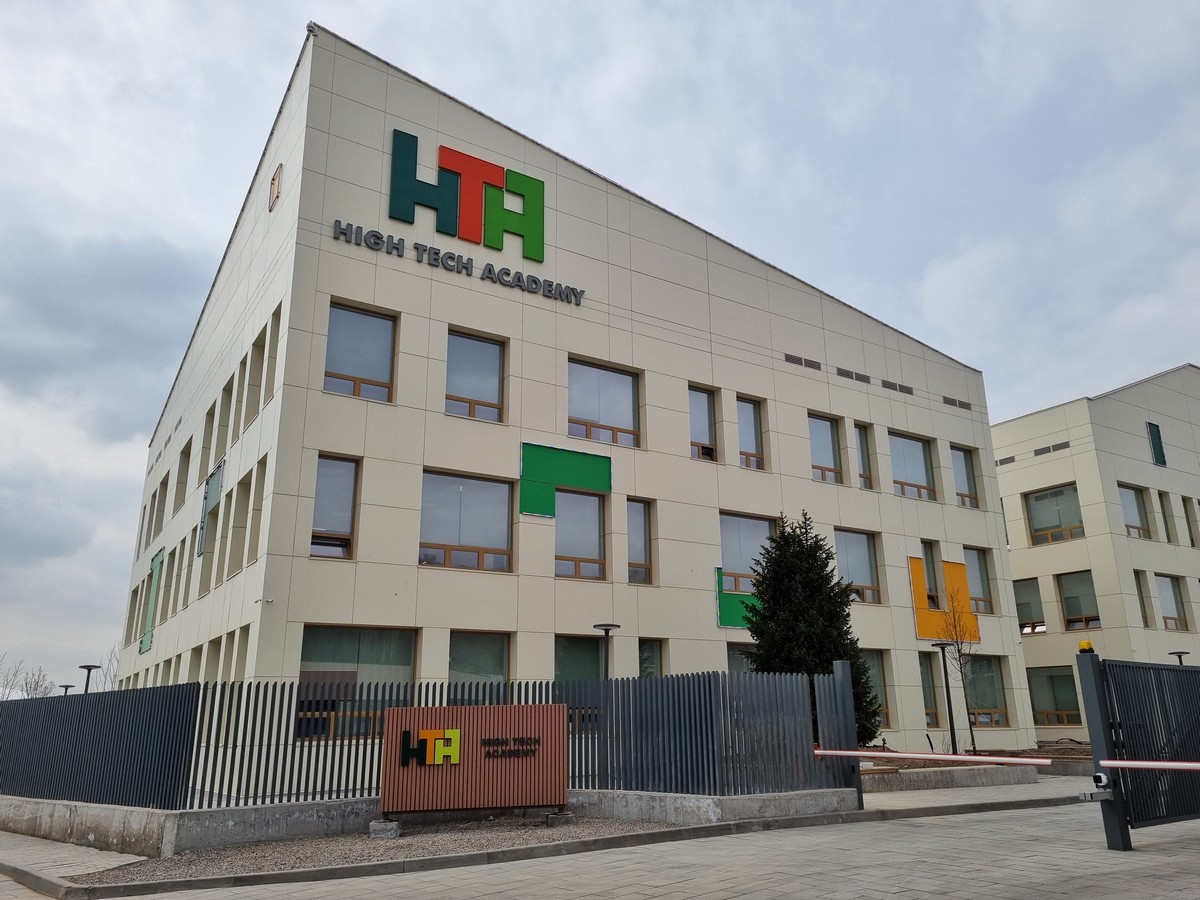 HIGH TECH ACADEMY
